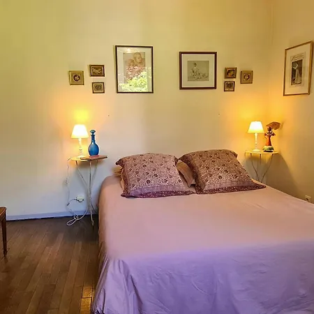 Le Chant Des Roses Гостевой дом