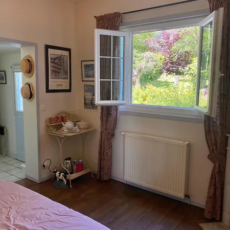 Le Chant Des Roses Живерни