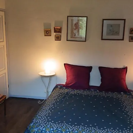Guest house Le Chant Des Roses 3*