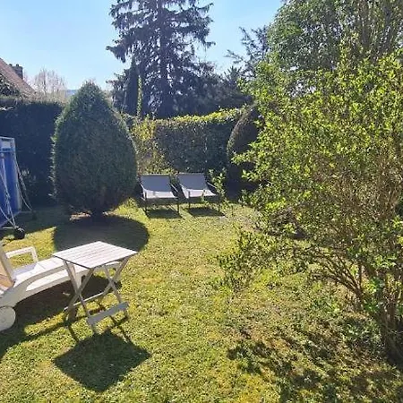 Le Chant Des Roses 4*