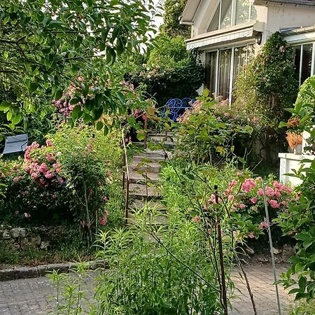 Le Chant Des Roses Maison d'hôtes 3*
